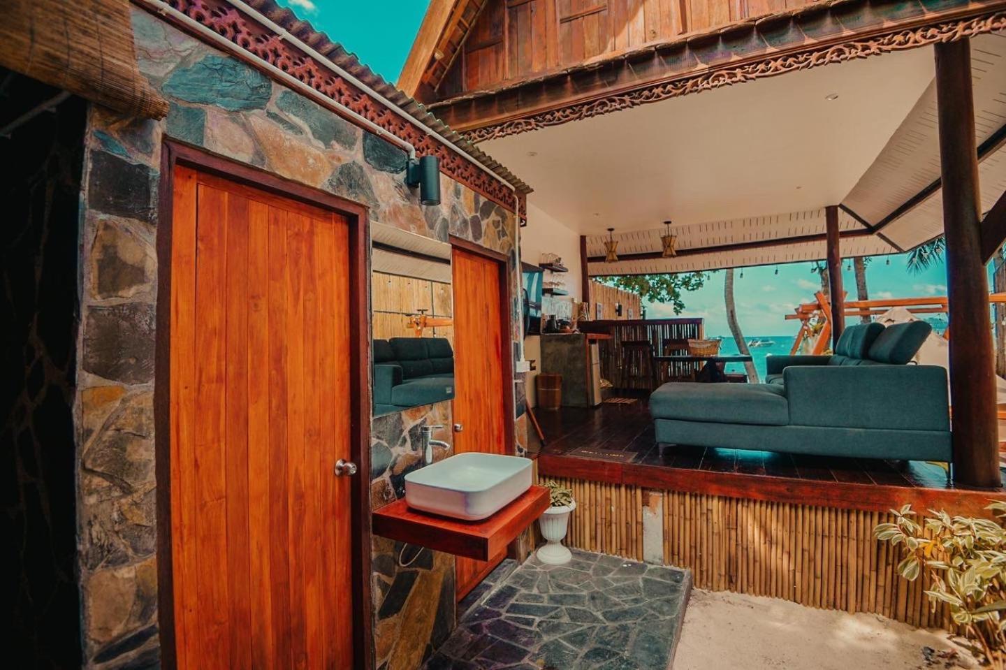 Natures Edge Beachfront Luxury Glamping Тау Экстерьер фото