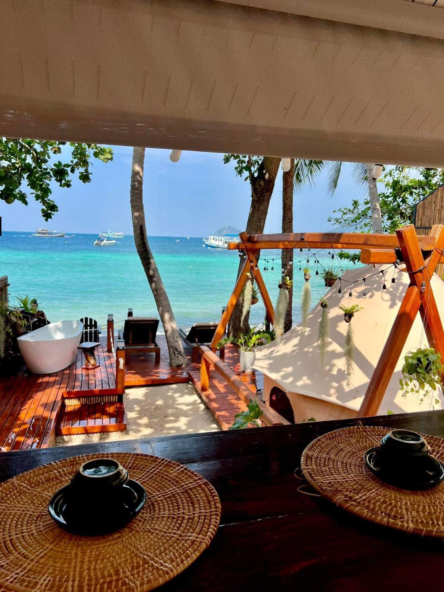 Natures Edge Beachfront Luxury Glamping Тау Экстерьер фото